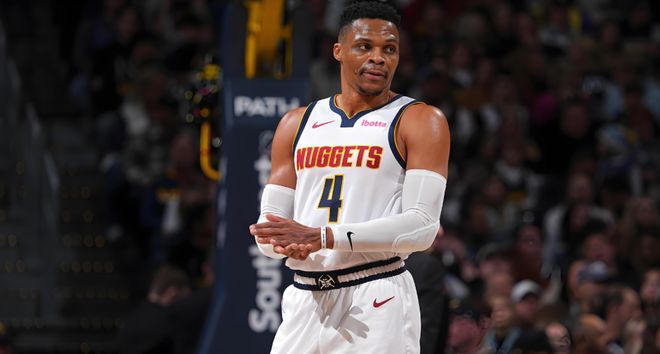 從4630萬頂薪，到至今無人問津！歷史三雙王，你真該主動退役